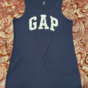 2 Gap XL tank tops